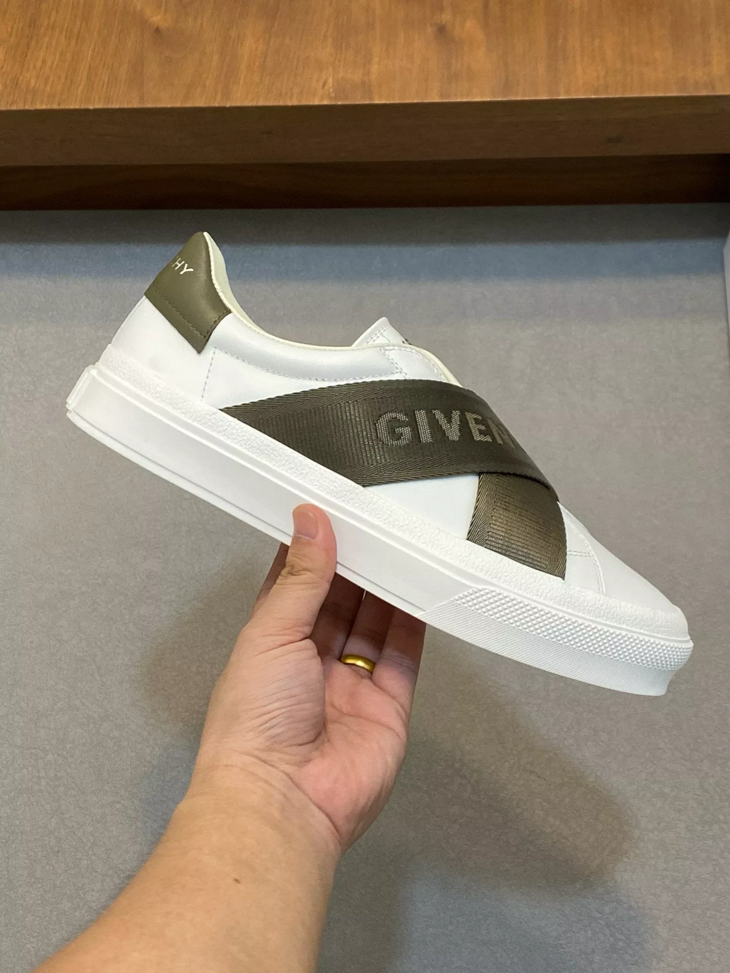 givenchy decontractees chaussures pour homme s_12b4a271